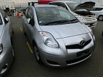 Toyota Vitz 1,3 авт